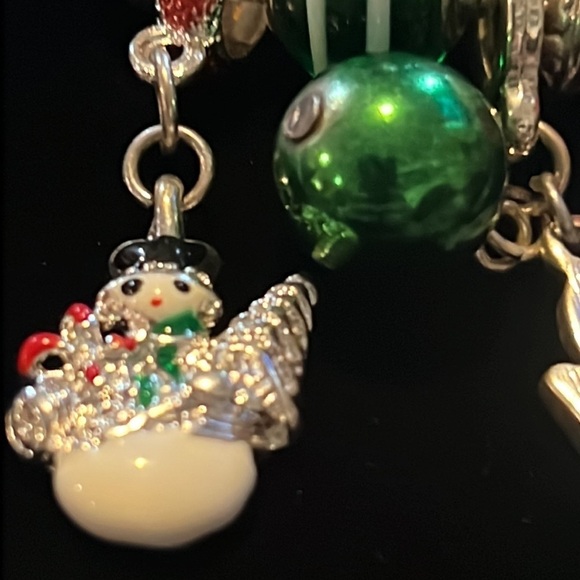 High quality Christmas charm bracelet 8 inch - Picture 3 of 5